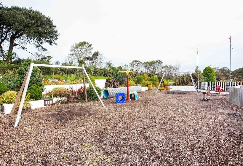 酒店 Lodge @ The Whitehouse Inn