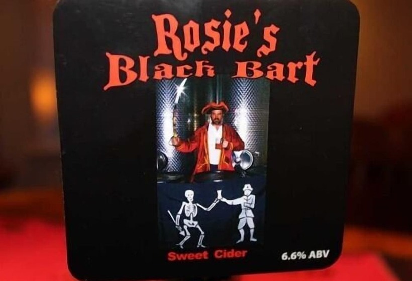 בית מלון כפרי We Three Loggerheads