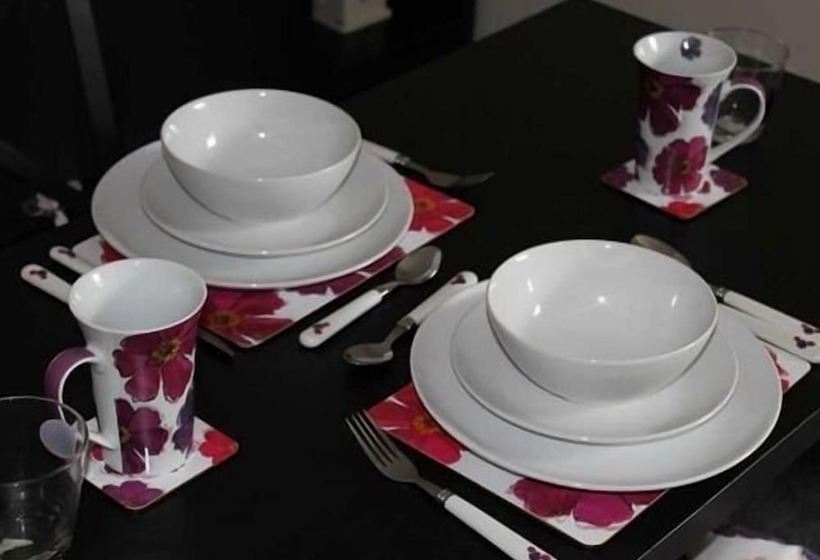 בית מלון כפרי We Three Loggerheads