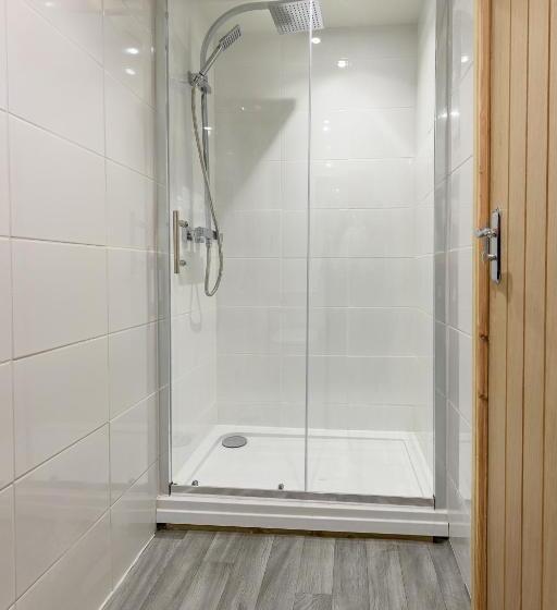 Отель Woodlands Hall