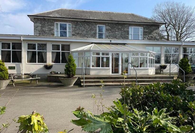 Отель Woodlands Hall