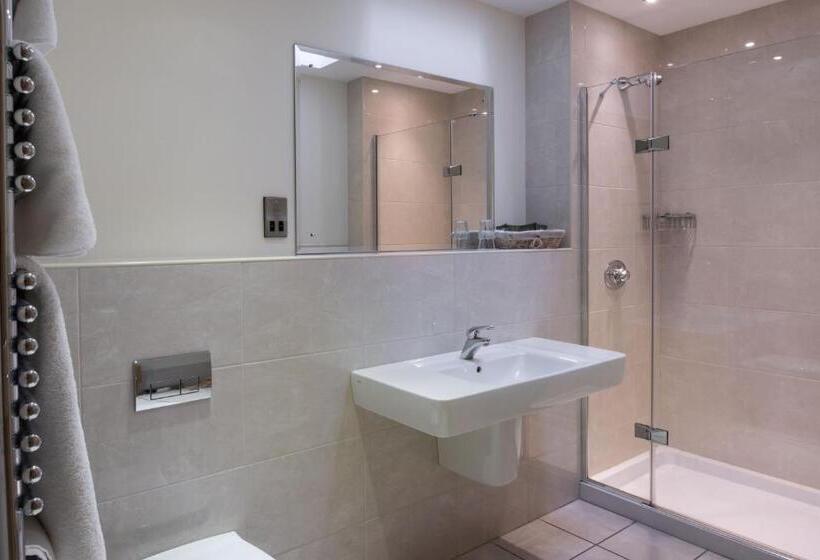 בית מלון כפרי Y Talbot