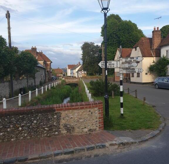 ホテル Ye Olde George Inn  Badger Pubs