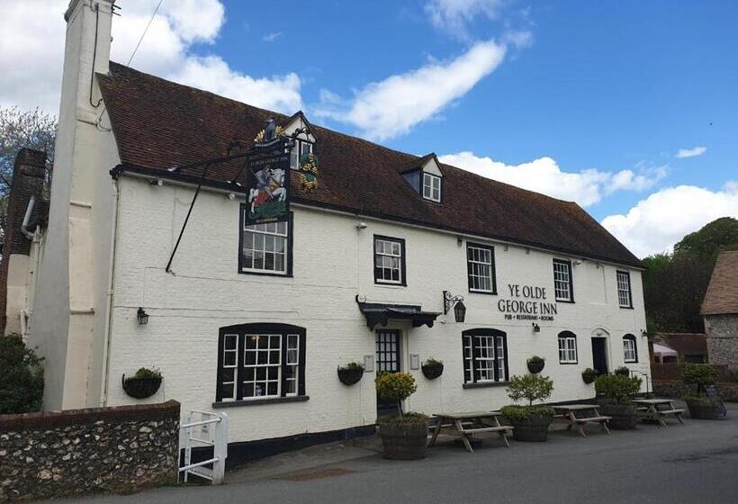 ホテル Ye Olde George Inn  Badger Pubs