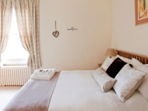 Lodge Farm House B&b