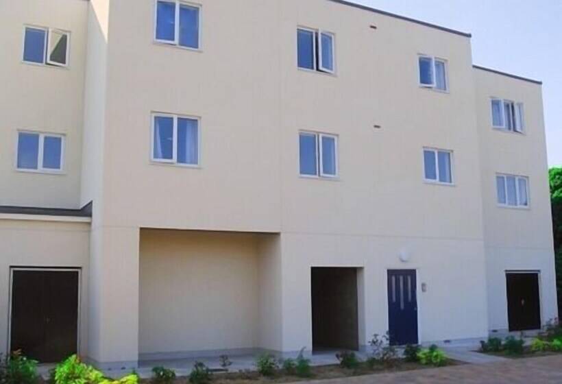 Meridian Apartment Suites