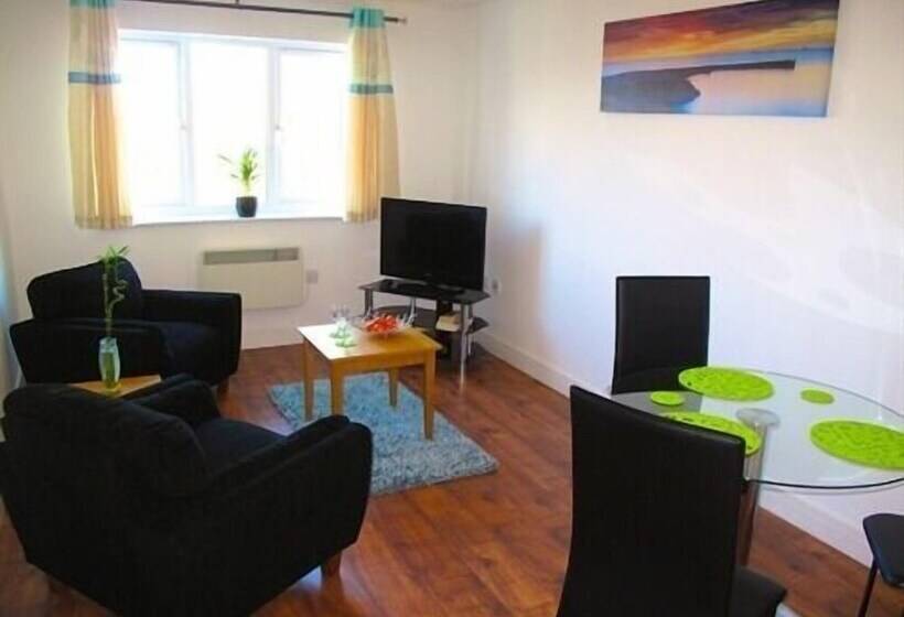 Meridian Apartment Suites