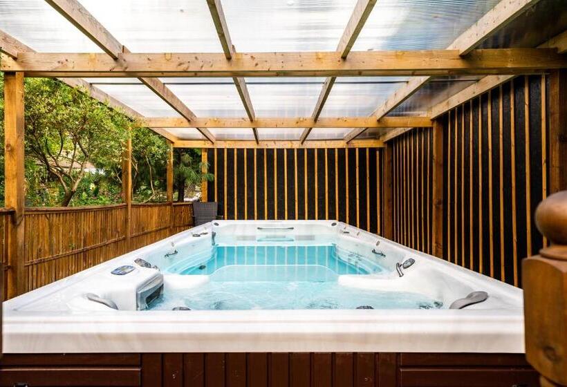 Newmarket Boutique Apartments