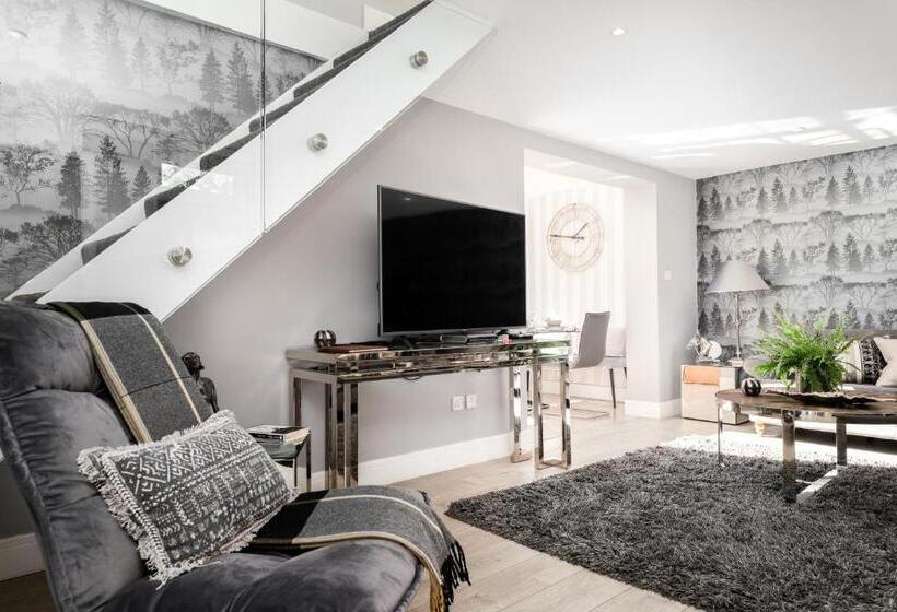 Newmarket Boutique Apartments