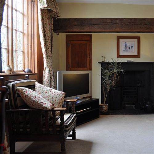 تختخواب و صبحانه Old Ivy House