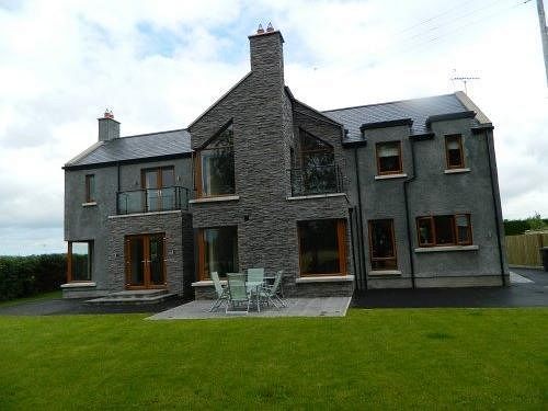 بنسيون Agivey Lodge