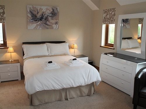 بنسيون Agivey Lodge