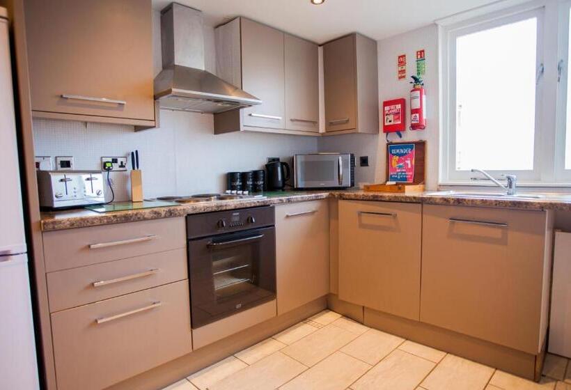 ペンション Albion House