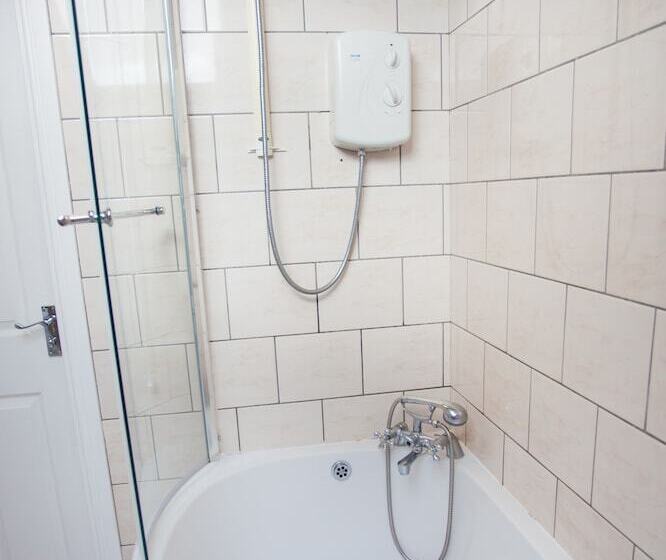 ペンション Albion House