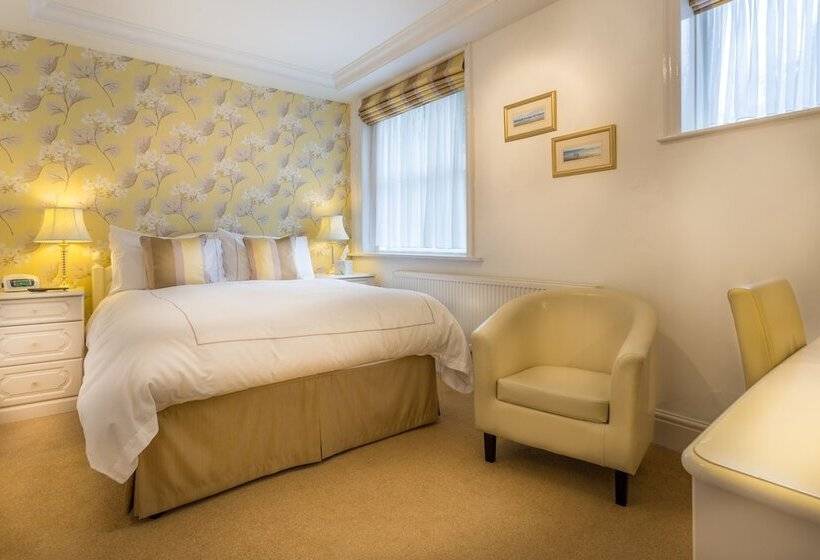 פנסיון Balincourt