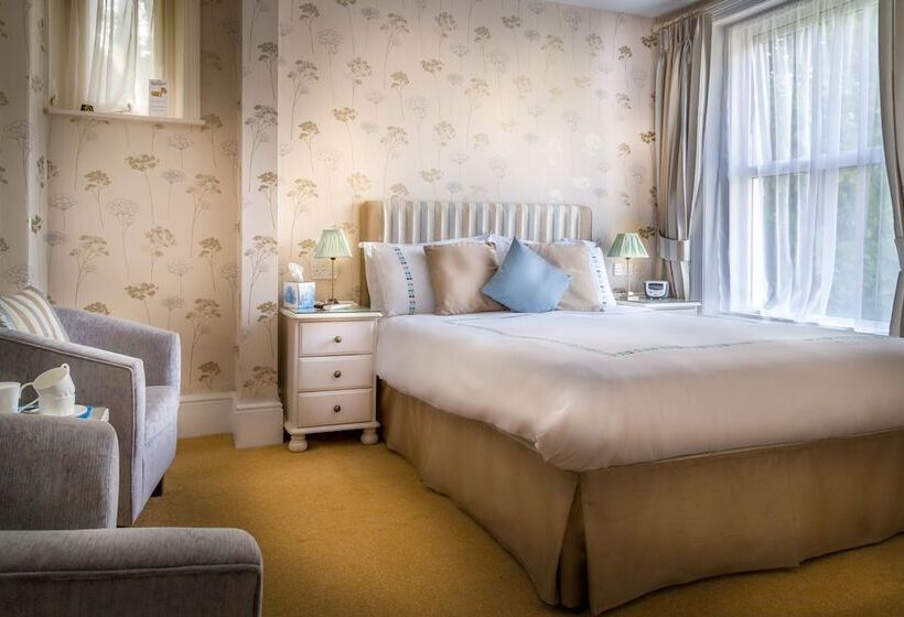 פנסיון Balincourt