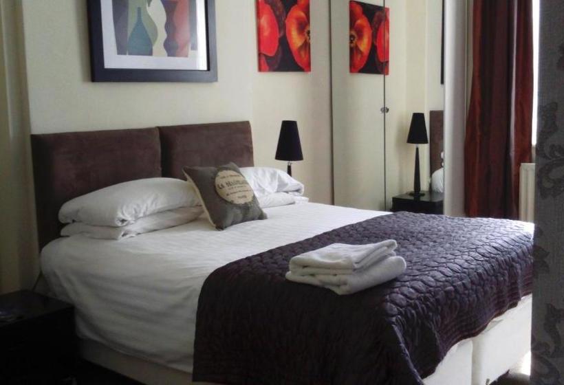 پانسیون Budget Lodge