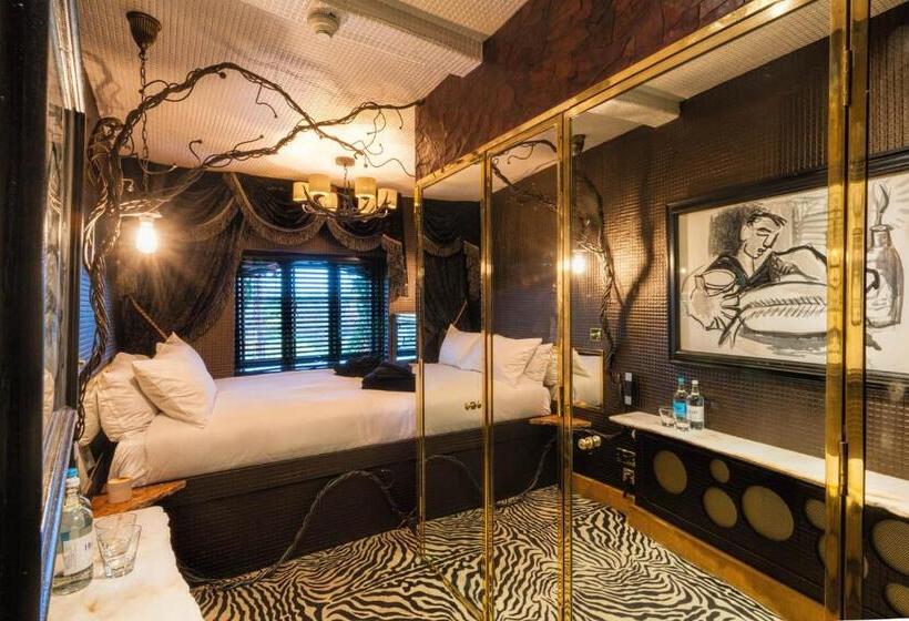 膳宿费 Crazy Bear  Stadhampton