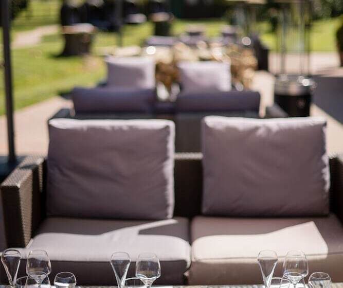 膳宿费 Crazy Bear  Stadhampton