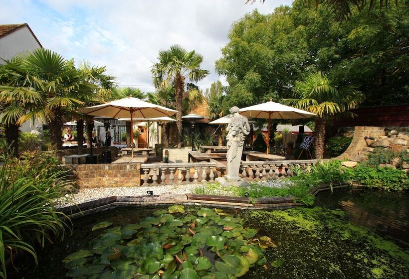 펜션 Crazy Bear Stadhampton