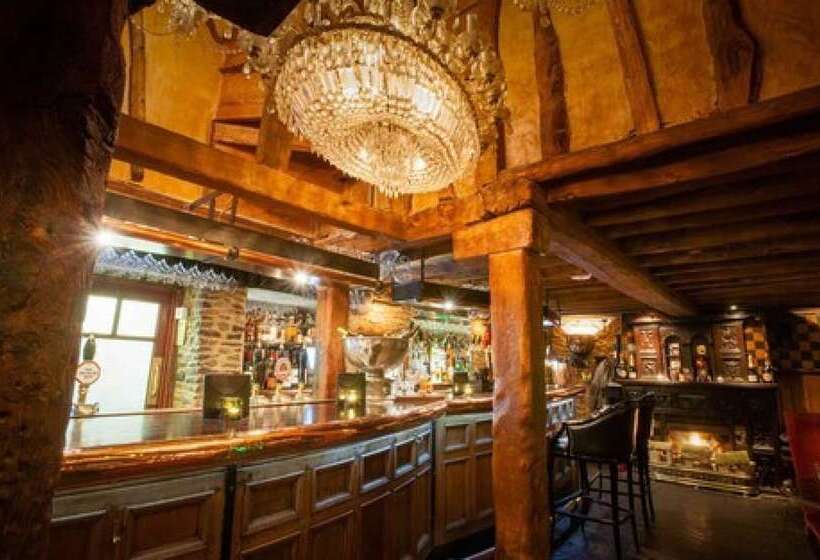 펜션 Crazy Bear Stadhampton