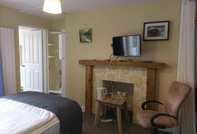 پانسیون Gallery Guesthouse