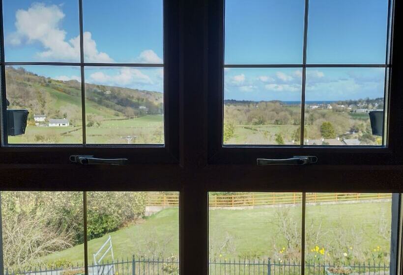 פנסיון Glenn Eireann House