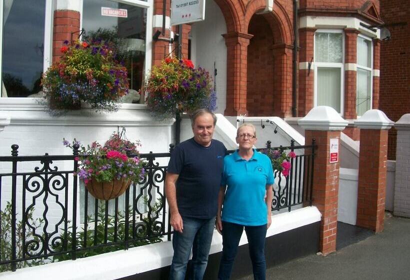 بنسيون Greylands Guest House