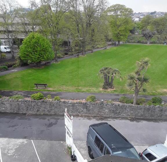 پانسیون Merriedale Guest House