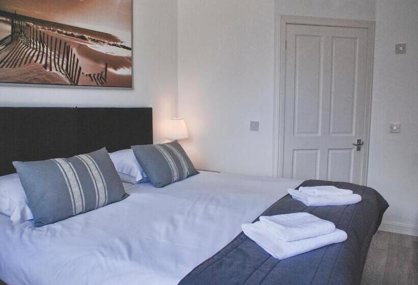 Пансион Miller House Courtyard