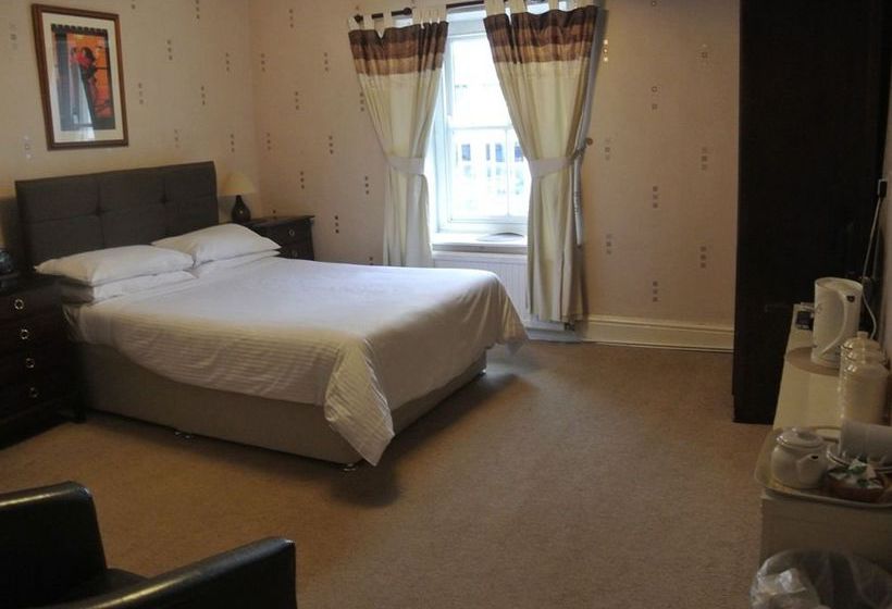 بنسيون Old Castle Farm Guest House