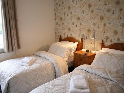 بنسيون Overcliff Lodge