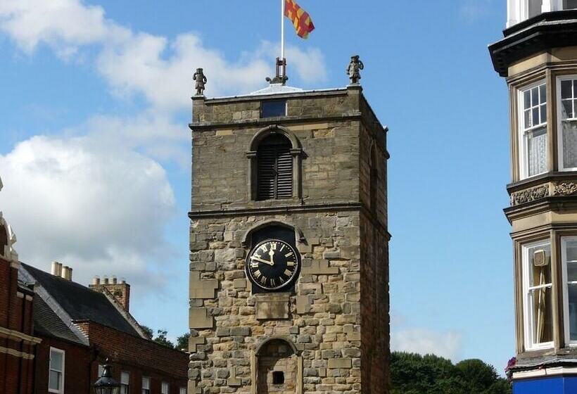 ペンション The Premier Lodge