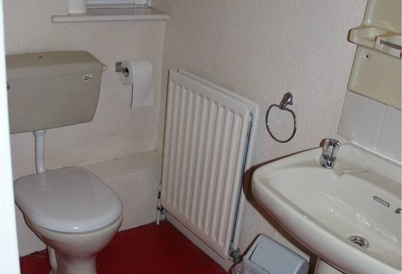 ペンション The Premier Lodge