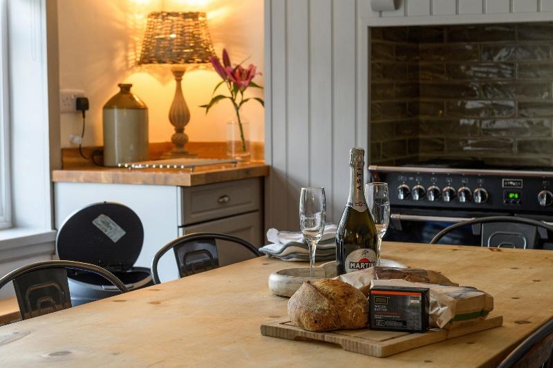 펜션 South Stack Coastal Retreats