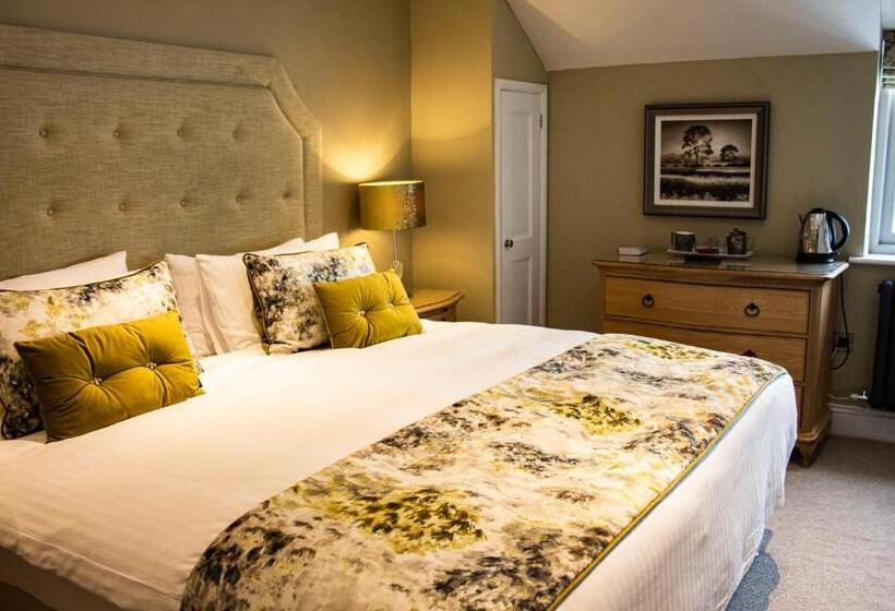 پانسیون The Cottage