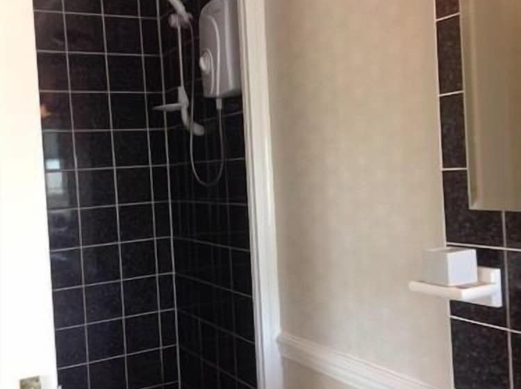 Пансион The Fountain Tavern