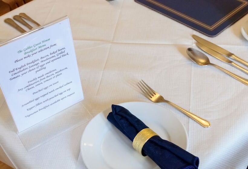 פנסיון The Gables Guest House