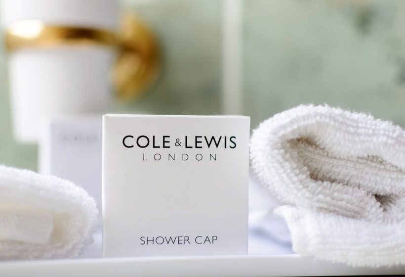 פנסיון The Gables Guest House