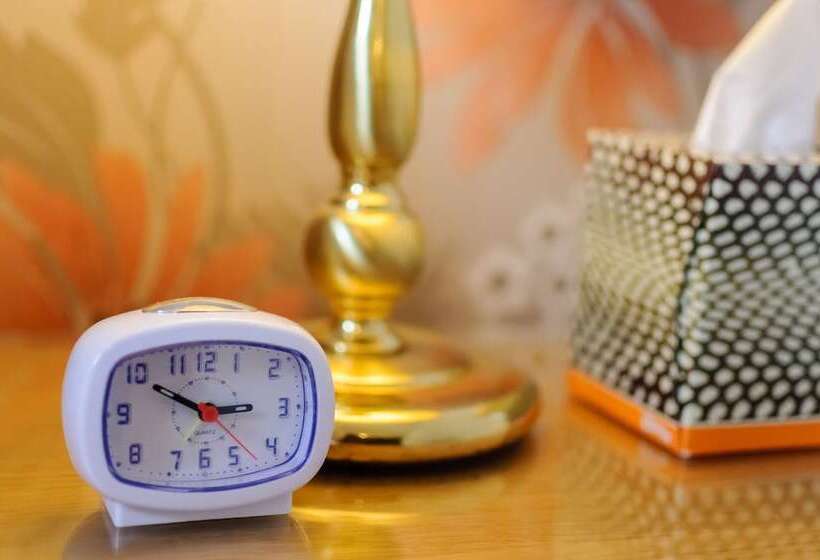 פנסיון The Gables Guest House