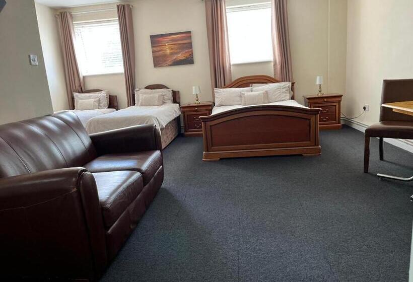 פנסיון The Goodlife Guesthouse