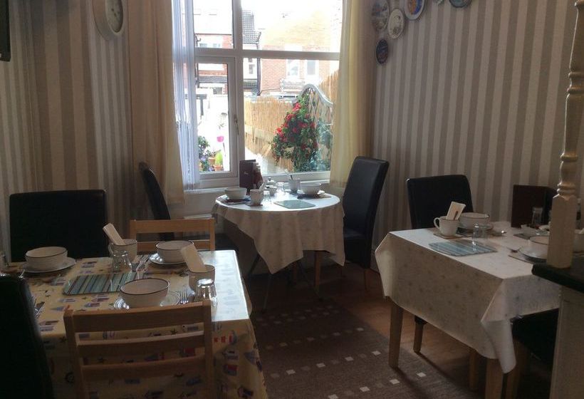 Пансион The Lighthouse Guesthouse