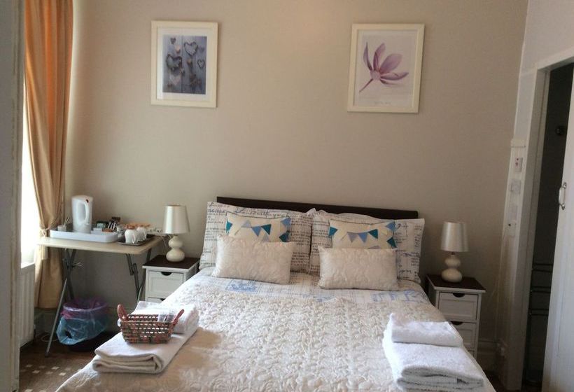 Пансион The Lighthouse Guesthouse