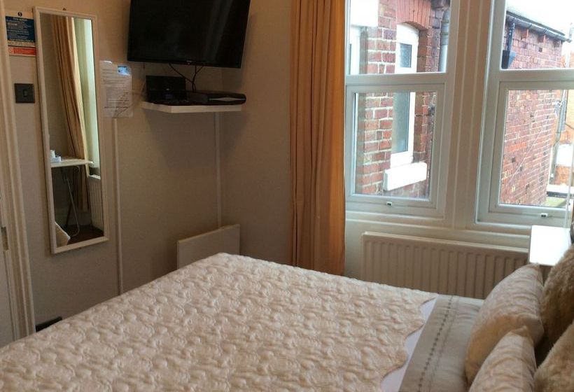 Пансион The Lighthouse Guesthouse