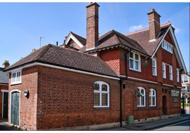 膳宿费 The Osney Arms Guest House