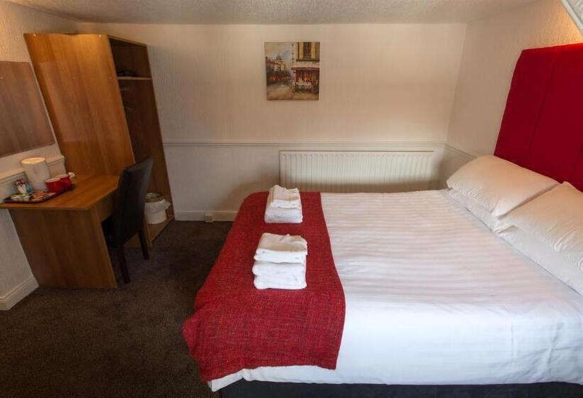 بنسيون Trinity Guest House