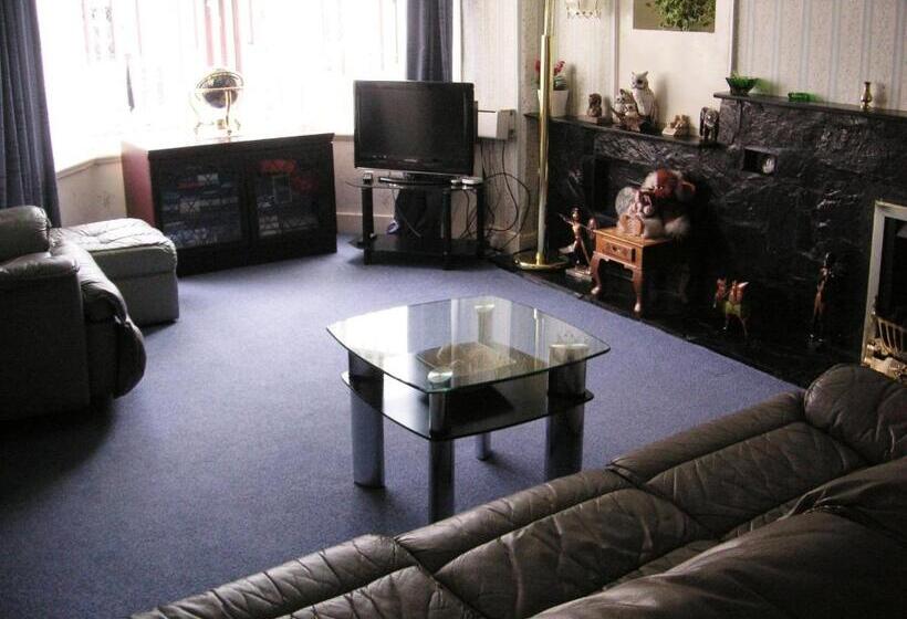 بنسيون Ty Newydd Guest House