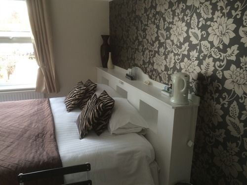 פנסיון Waverley Guest House