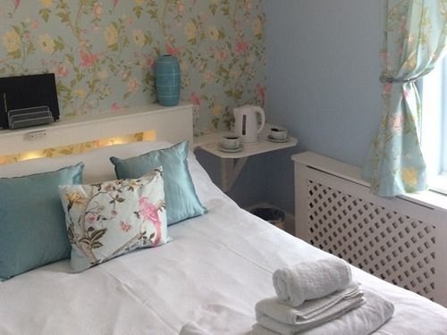 פנסיון Waverley Guest House