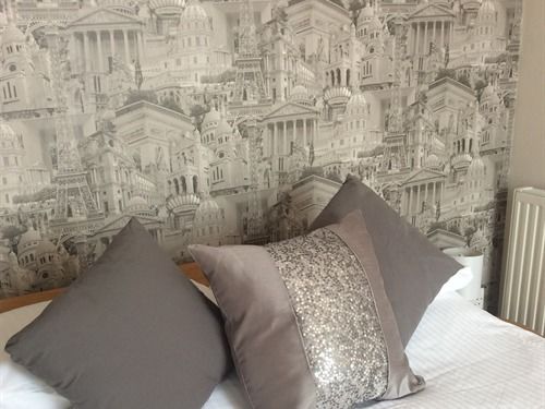 פנסיון Waverley Guest House